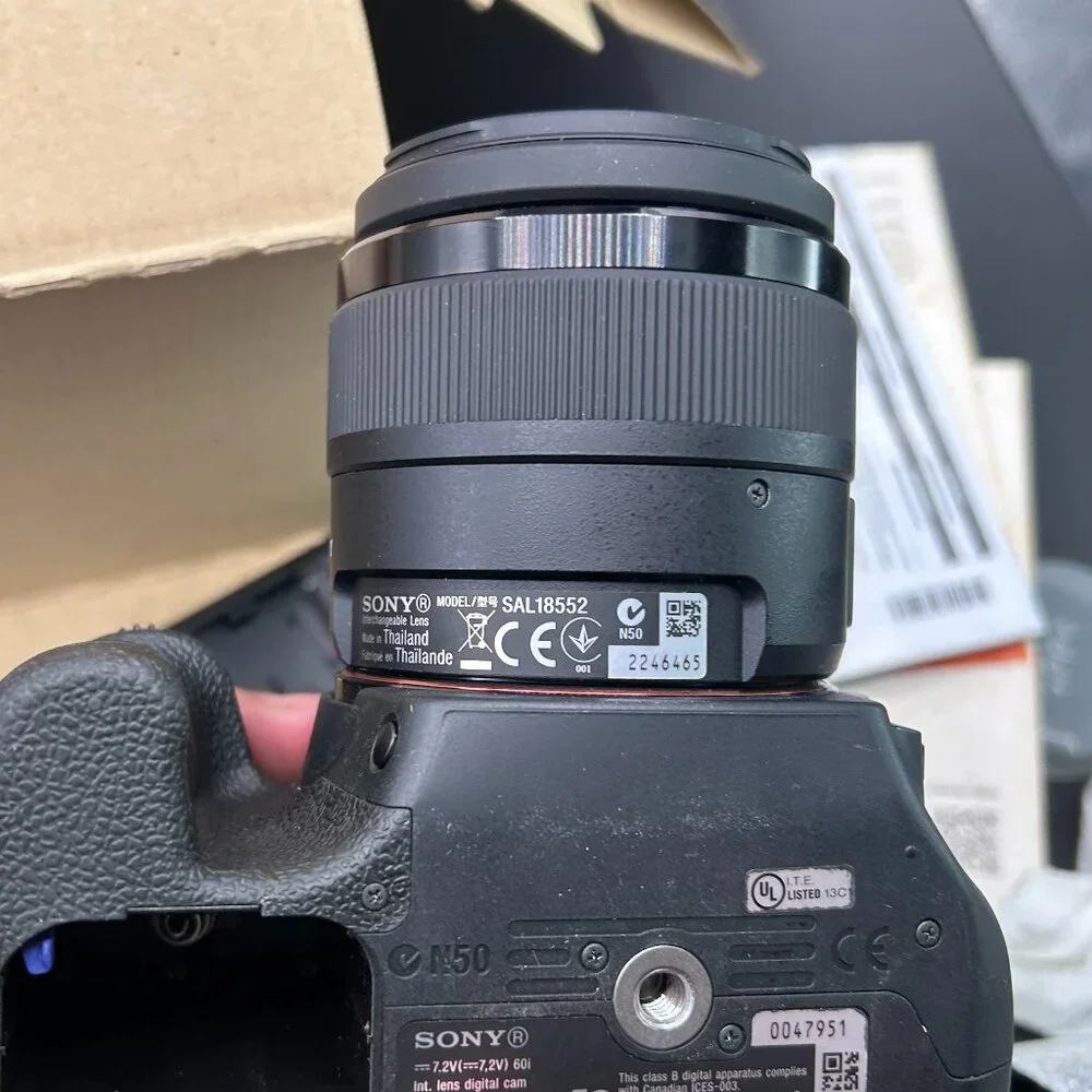 Sony Alpha SLT A58 Camera 20.1MP Lens Kit DT 18-55mm F 3.5-5.6 SAM II Lens
